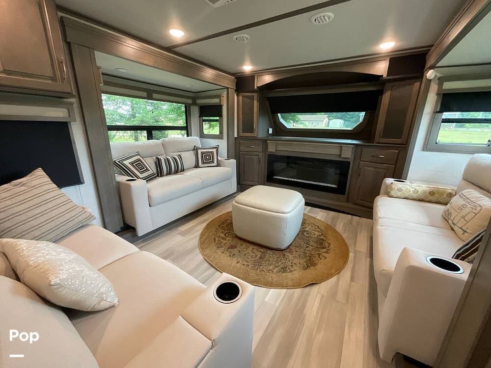 Used 2024 Grand Design Solitude 380FL available in Chesnee, South Carolina