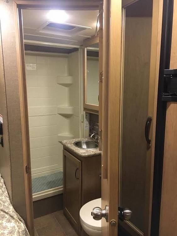 2018 Chateau 23U by Thor Motor Coach from Pop RVs in Huntsville, Alabama