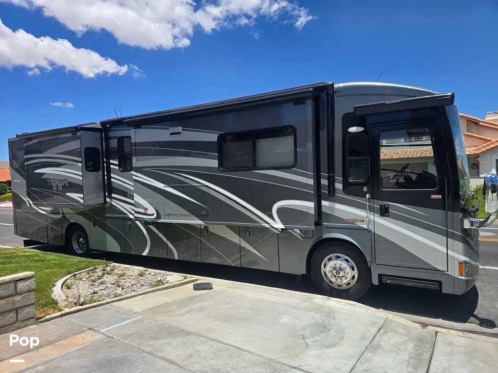 Used 2011 Winnebago Tour 40CD available in Victorville, California
