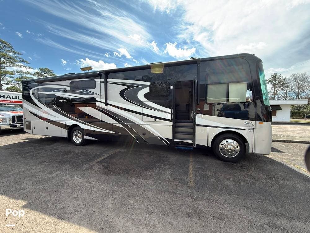2021 Precept Prestige 36B by Jayco from Pop RVs in North Augusta, South Carolina