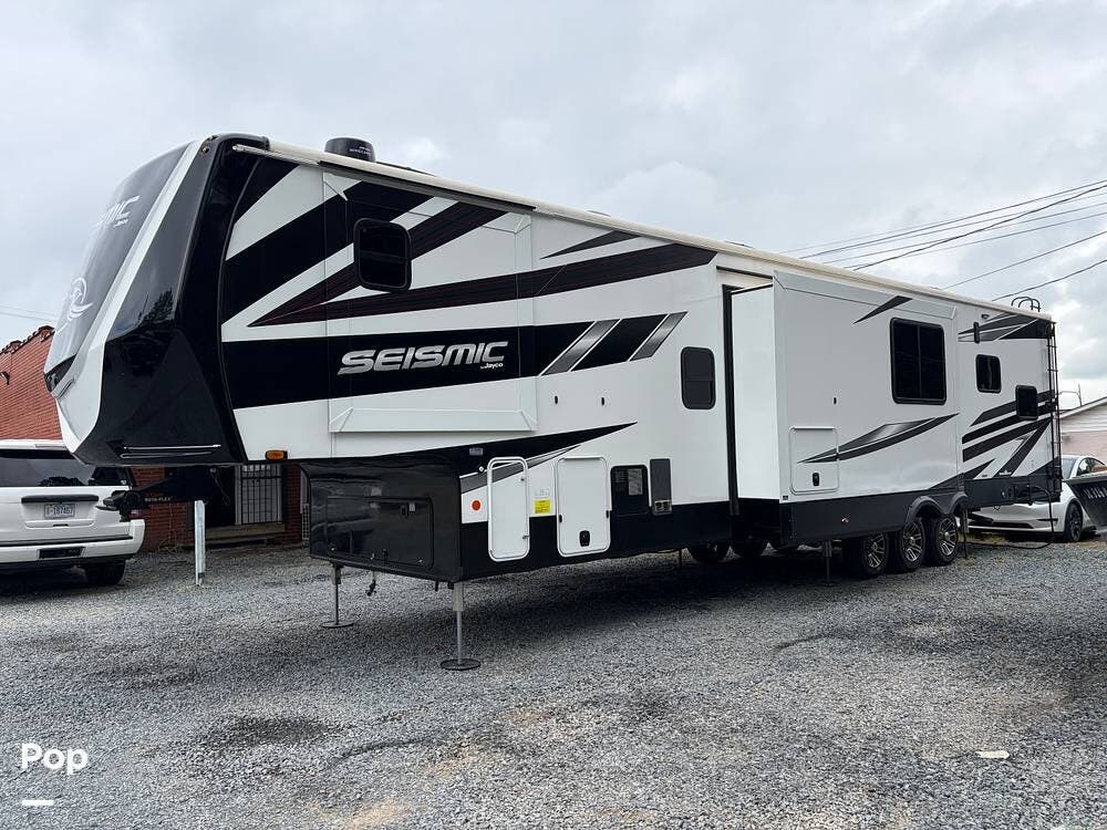 2025 Jayco Seismic 395 - Used Toy Hauler For Sale by Pop RVs in Locust, North Carolina features Slideout, Air Conditioning, Leveling Jacks, Awning
