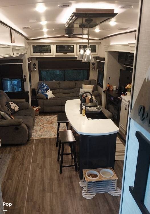 Used 2023 Jayco Pinnacle 36FBTS available in Beaver Dam, Kentucky
