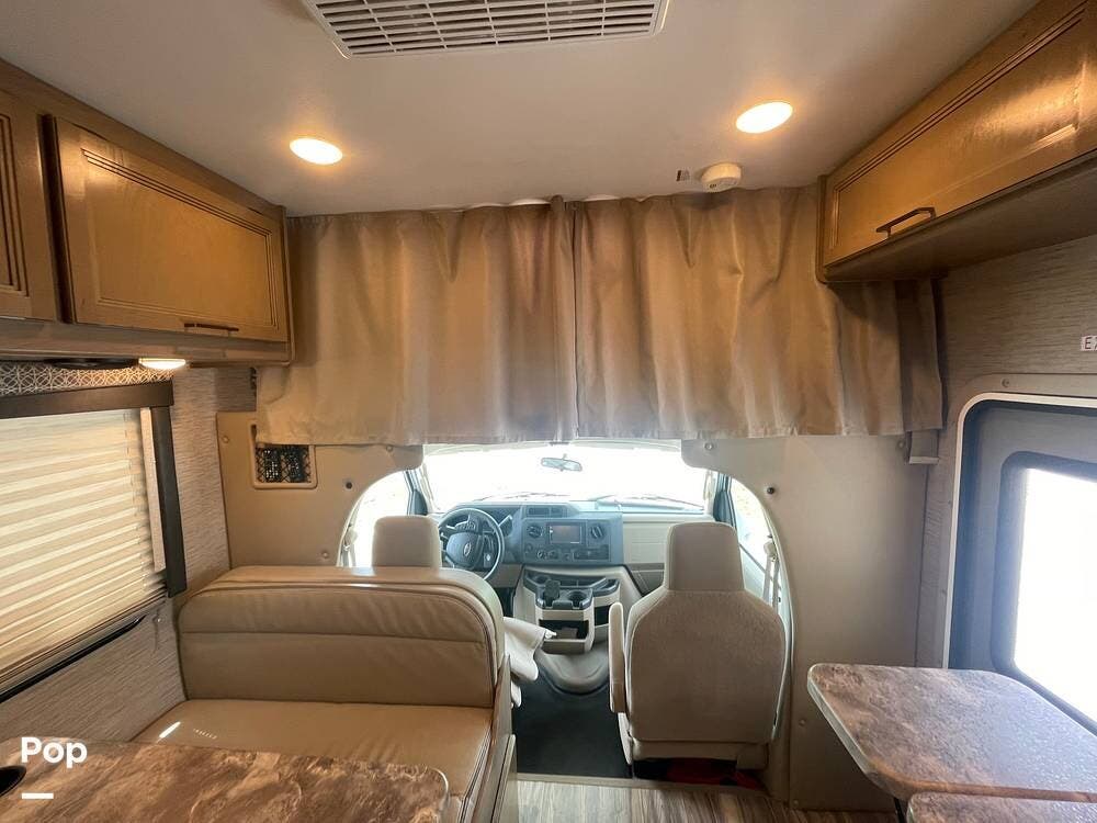 2022 Thor Motor Coach Four Winds 22B - Used Class C For Sale by Pop RVs in Venice, Florida features Slideout, Awning, Generator, Air Conditioning