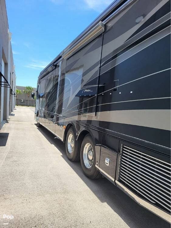 2007 American Tradition 45Y by Fleetwood from Pop RVs in Bonita Springs, Florida