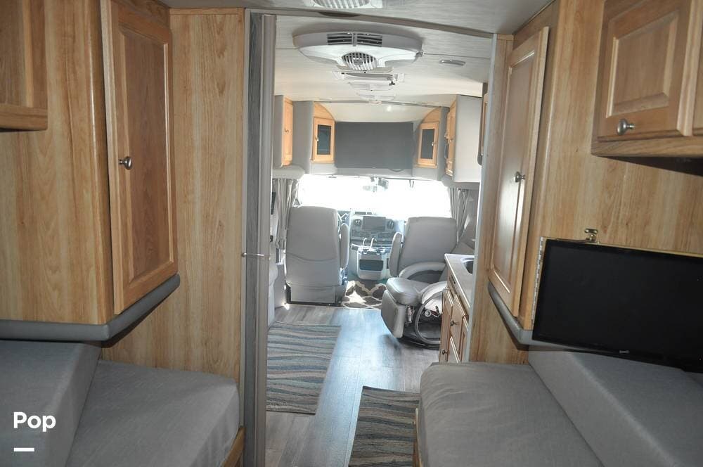 2022 Phoenix Cruiser 2552 - Used Class B+ For Sale by Pop RVs in Fort Mohave, Arizona features Slideout, Generator, Air Conditioning