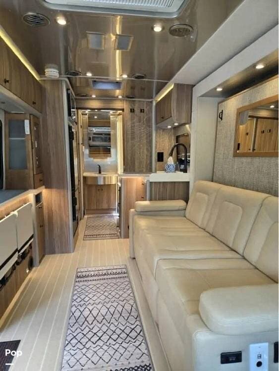 Used 2022 Airstream Atlas Murphy Suite Tommy Bahama available in Lumberville, Pennsylvania