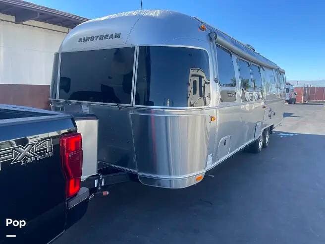 2019 Airstream International SERENITY 30RBQ - Used Travel Trailer For Sale by Pop RVs in Spring Hill, Tennessee features Air Conditioning