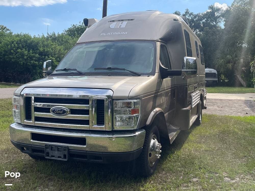 2017 Coach House Coach House 220 TB - Used Class C For Sale by Pop RVs in Port Charlotte, Florida features Air Conditioning, Awning, Generator