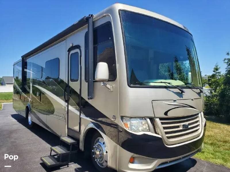 Used 2016 Newmar Bay Star 3518 available in Lewes, Delaware