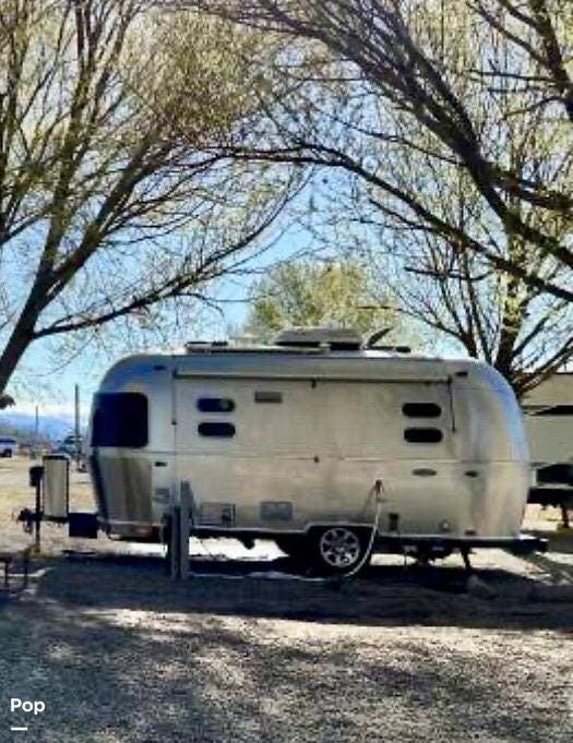 2016 Airstream Flying Cloud 19 - Used Travel Trailer For Sale by Pop RVs in Newtown, Connecticut
