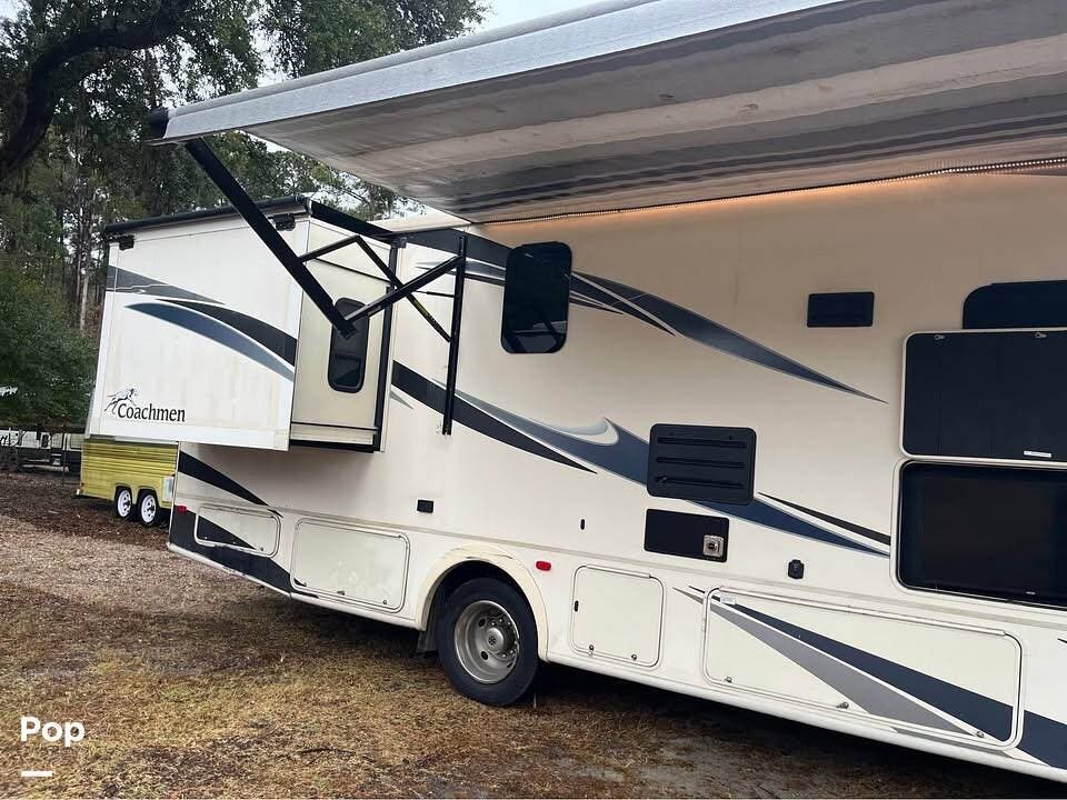 2019 Coachmen Pursuit 32 - Used Class A For Sale by Pop RVs in Awendaw, South Carolina features Slideout