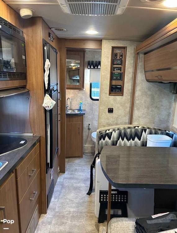 2014 Itasca Navion 24M - Used Class C For Sale by Pop RVs in Copiague, New York features Slideout
