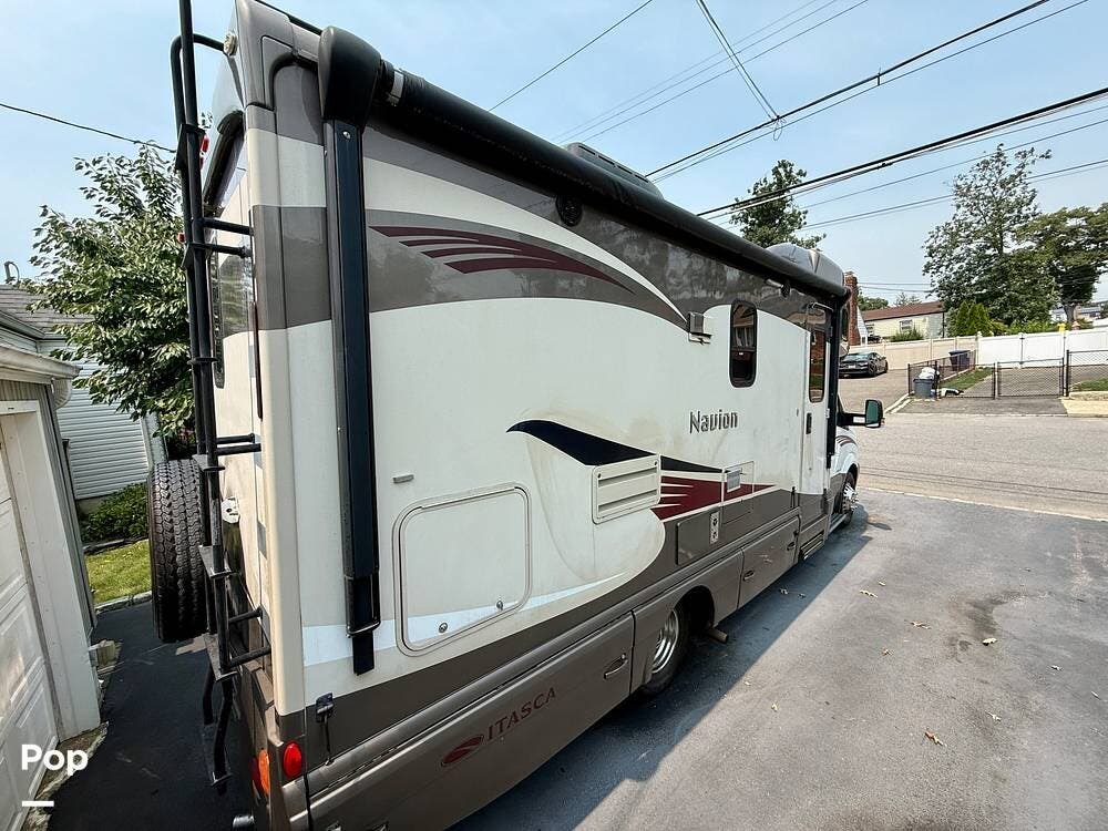 2014 Itasca Navion 24M - Used Class C For Sale by Pop RVs in Copiague, New York features Slideout, Generator, Awning, Air Conditioning