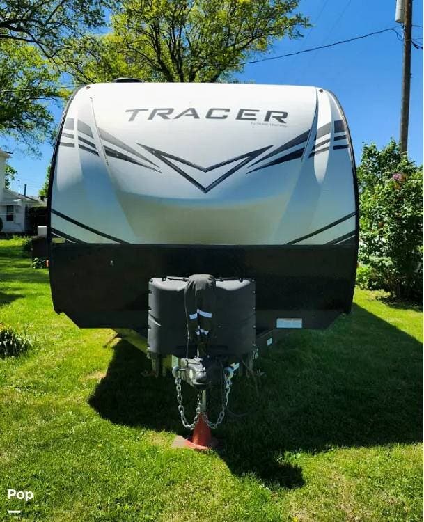 2021 Forest River Tracer 24RKS - Used Travel Trailer For Sale by Pop RVs in Denton, Kansas features Slideout
