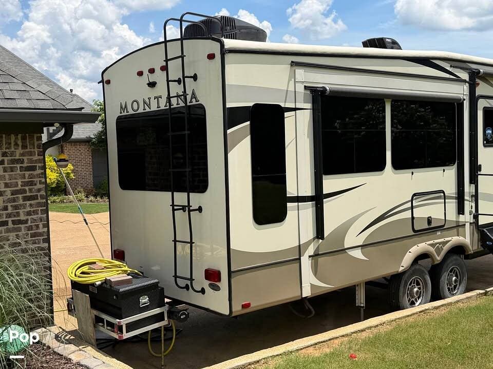 2018 Montana 3121RL by Keystone from Pop RVs in Starkville, Mississippi