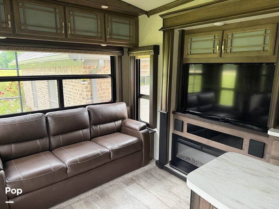 Used 2018 Keystone Montana 3121RL available in Starkville, Mississippi
