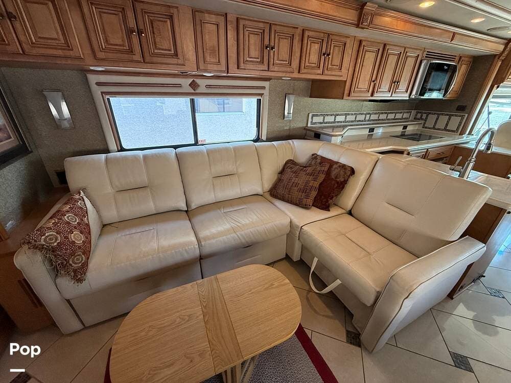 2013 Tour 42GD by Winnebago from Pop RVs in Pahrump, Nevada