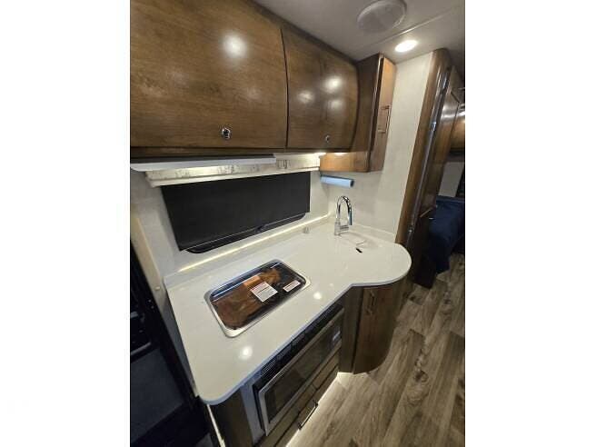 2019 Wayfarer 24 TW by Tiffin from Pop RVs in Jefferson, New Hampshire
