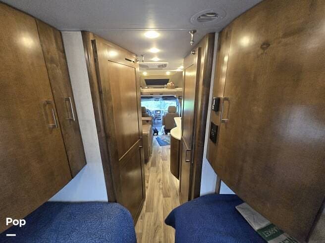 2019 Tiffin Wayfarer 24 TW - Used Class C For Sale by Pop RVs in Jefferson, New Hampshire features Slideout