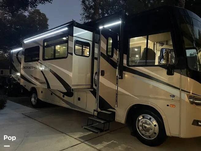 2021 Georgetown 34H5 by Forest River from Pop RVs in Jacksonville, Florida