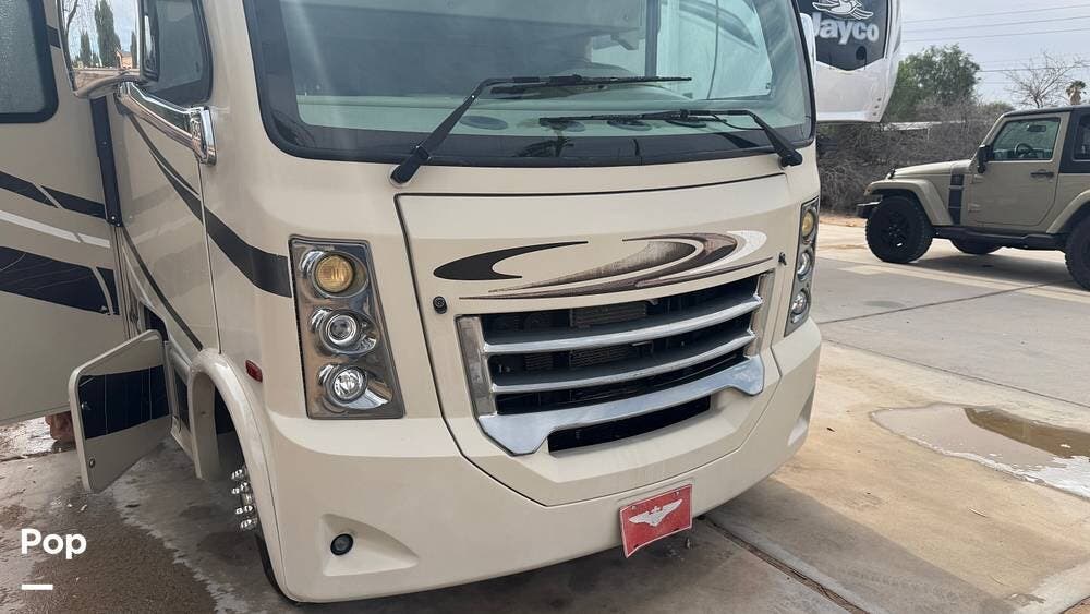 2016 Vegas 25.2 by Thor Motor Coach from Pop RVs in Yuma, Arizona