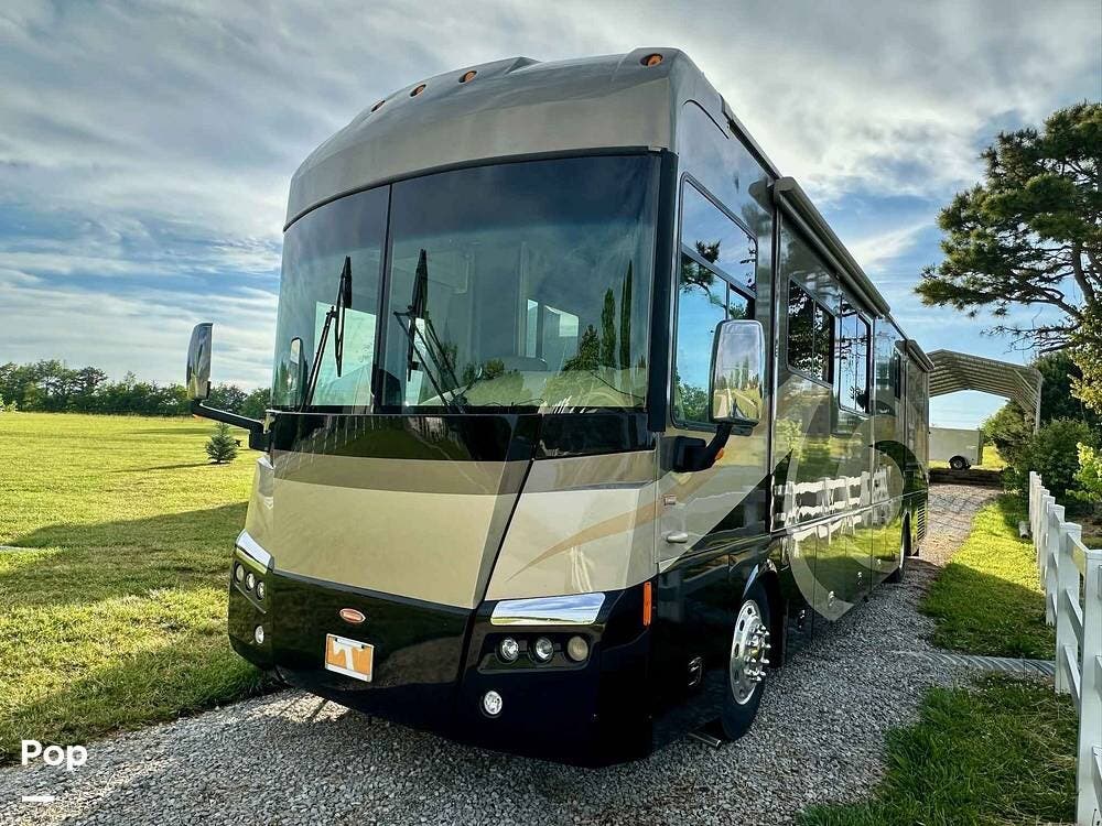 2007 Tour 40KD by Winnebago from Pop RVs in Maryville, Tennessee