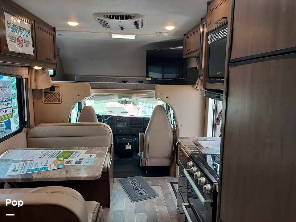 2022 Thor Motor Coach Chateau 22E - Used Class C For Sale by Pop RVs in Vineland, New Jersey