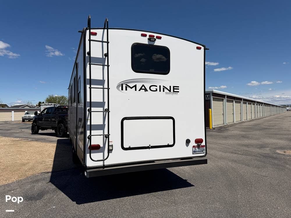 2022 Grand Design Imagine 2910BH - Used Travel Trailer For Sale by Pop RVs in Meridian, Idaho features Slideout