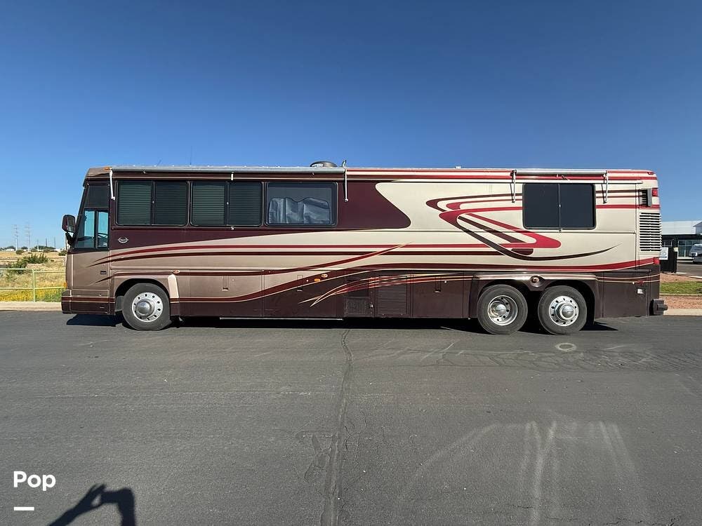 Used 1995 MCI MCI Marathon 40 available in Show Low, Arizona