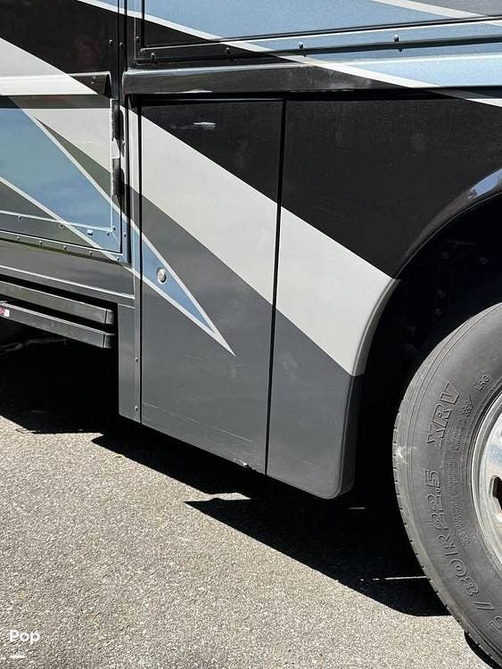 2022 Winnebago Inspire 34ae - Used Diesel Pusher For Sale by Pop RVs in Harwood, Maryland features Slideout