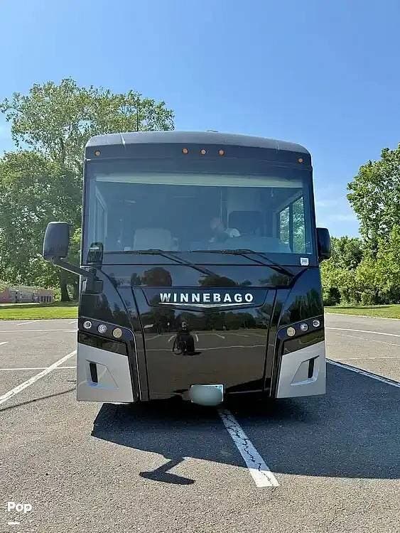 2022 Inspire 34AE by Winnebago from Pop RVs in Harwood, Maryland