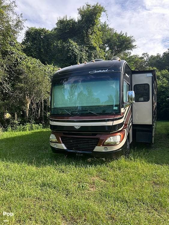 2011 Fleetwood Southwind 36D - Used Class A For Sale by Pop RVs in Crescent City, Florida features Slideout