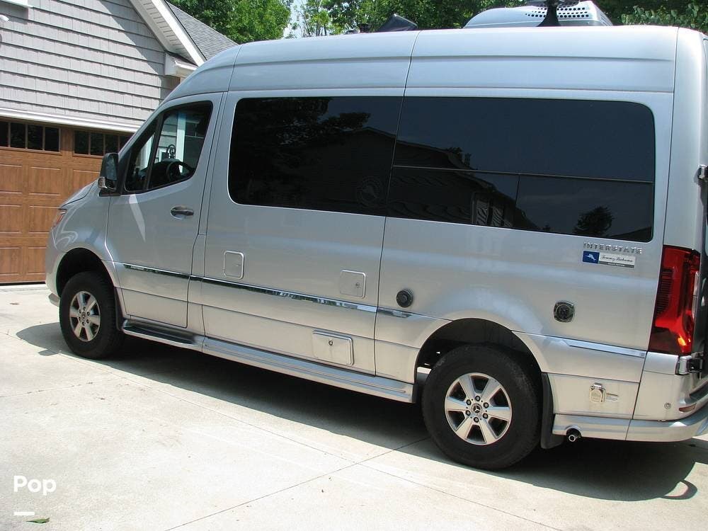 2022 Interstate 19 Tommy Bahama 4x4 by Airstream from Pop RVs in Aurora, Ohio