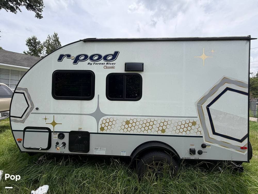 2024 Forest River R-Pod RP153C - Used Travel Trailer For Sale by Pop RVs in Augusta, Georgia features Awning, Air Conditioning, Leveling Jacks