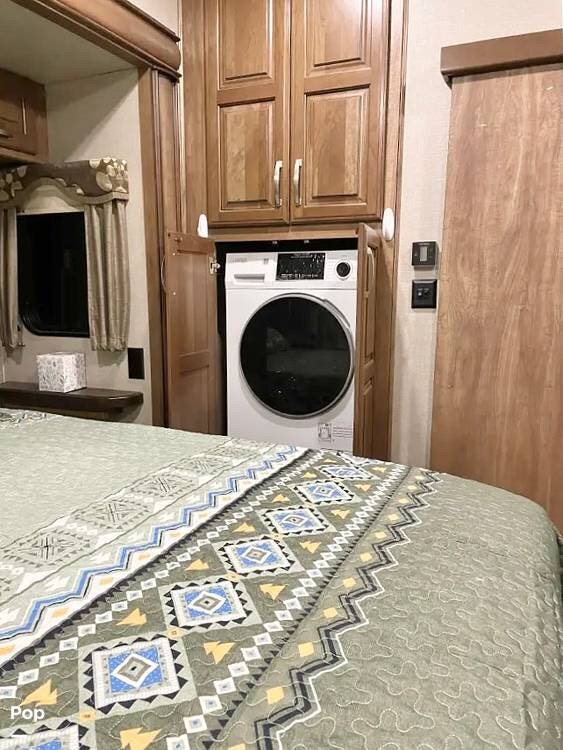 Used 2018 Keystone Montana M-3820 FK available in Rome, Georgia
