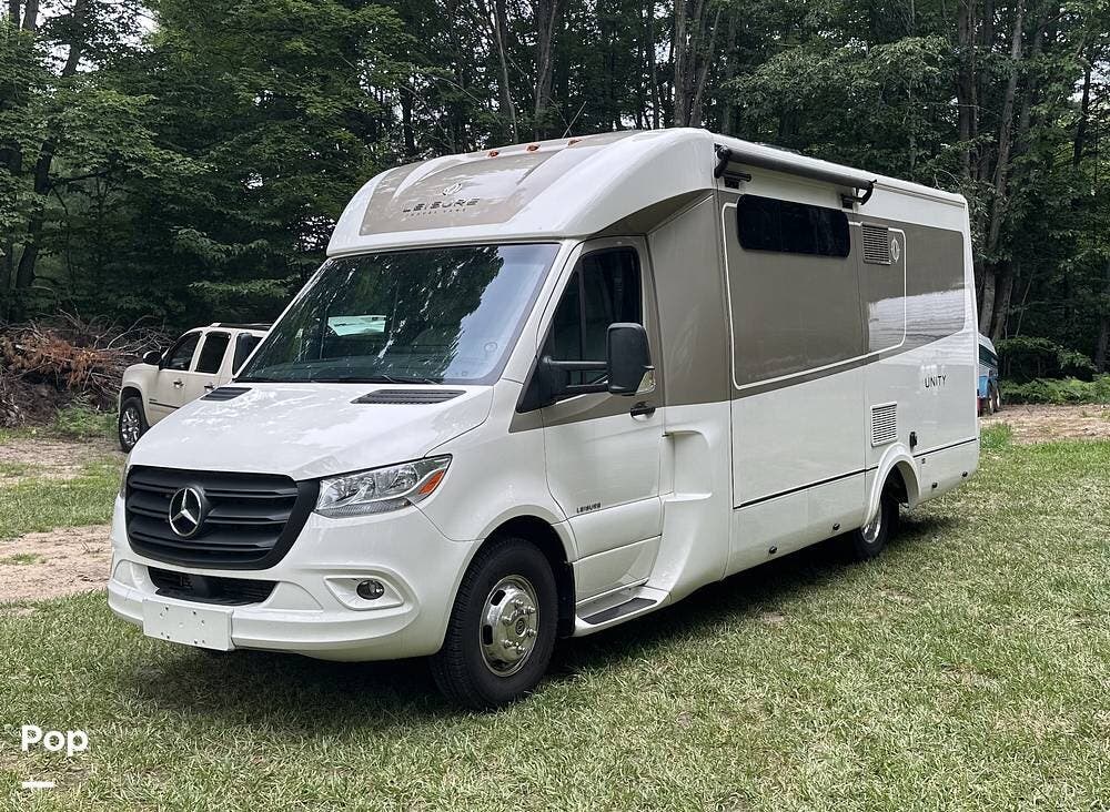 2022 Leisure Travel Unity U24FX - Used Class C For Sale by Pop RVs in Kalkaska, Michigan features Awning, Slideout, Leveling Jacks, Air Conditioning, Generator