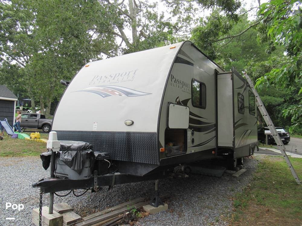 Used 2014 Keystone Passport M-2920 Ultra lite available in Hampton Bays, New York