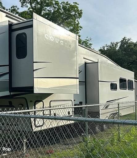 2023 Keystone Cougar 320 RDS - Used Fifth Wheel For Sale by Pop RVs in Maringouin, Louisiana features Slideout