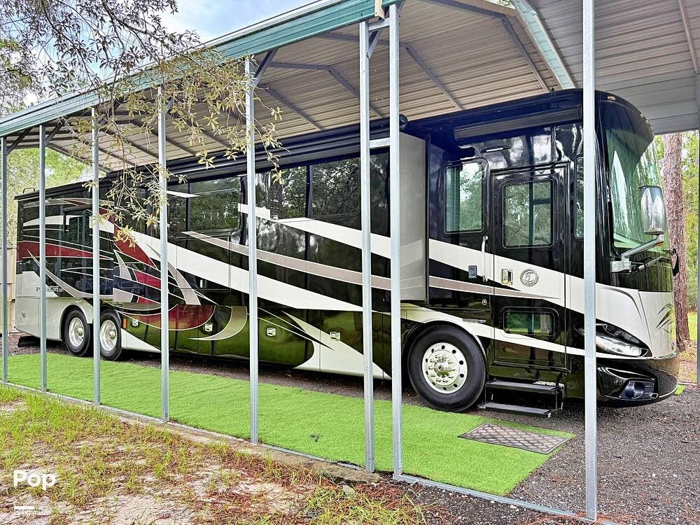 Used 2019 Tiffin Phaeton 44OH available in Weeki Wachee, Florida