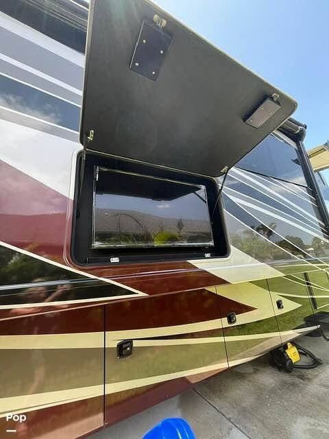 2022 Thor Motor Coach Challenger 35MQ - Used Class A For Sale by Pop RVs in Sebastian, Florida features Slideout