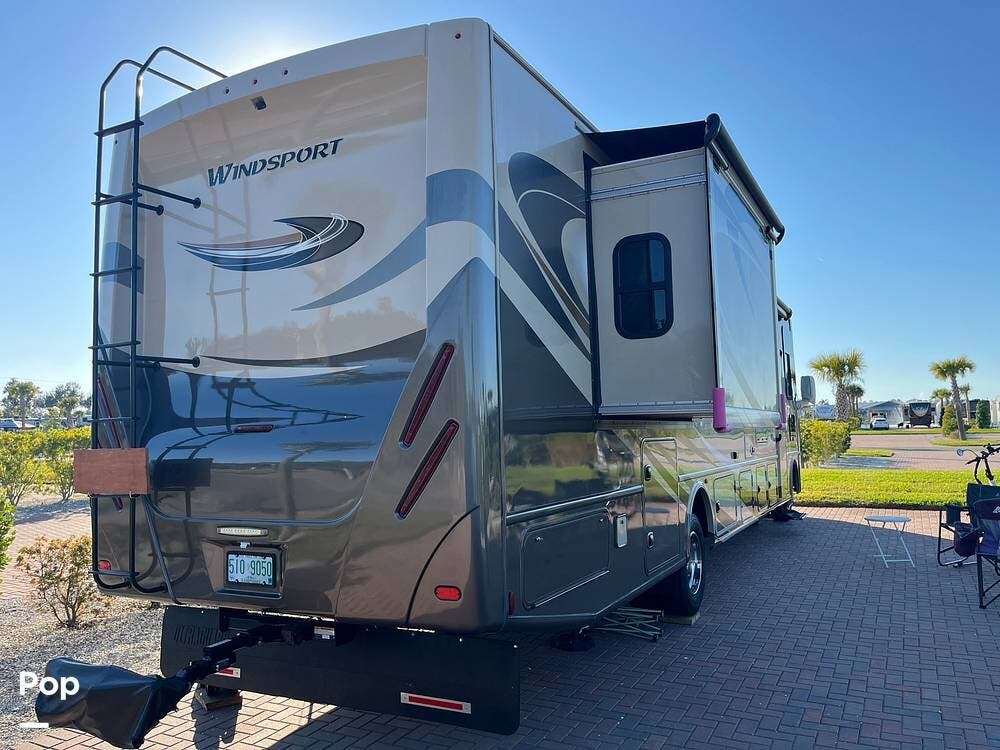 Used 2019 Thor Motor Coach Windsport 35M available in Pelham, New Hampshire