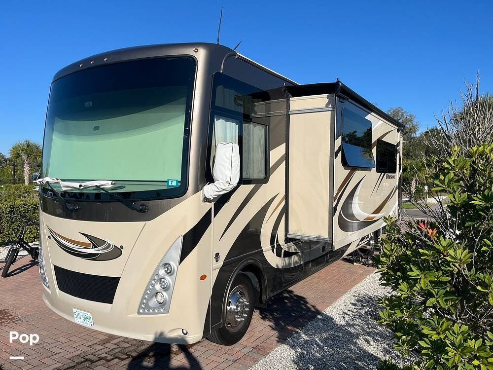 2019 Thor Motor Coach Windsport 35M - Used Class A For Sale by Pop RVs in Pelham, New Hampshire features Slideout