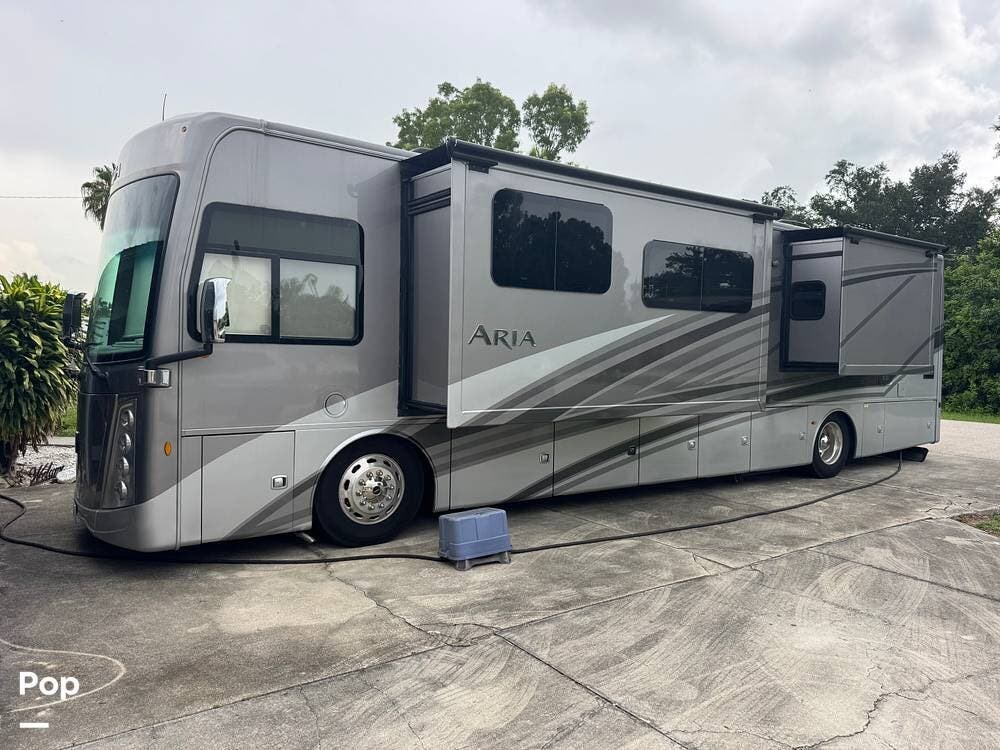 2023 Thor Motor Coach Aria 3901 - Used Diesel Pusher For Sale by Pop RVs in Fort Myers, Florida features Leveling Jacks, Generator, Slideout, Awning, Air Conditioning