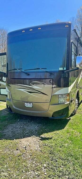 2013 Allegro Red 33AA by Tiffin from Pop RVs in Ashville, New York