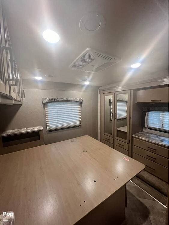 2021 Chateau 31ev by Thor Motor Coach from Pop RVs in Port Richey, Florida