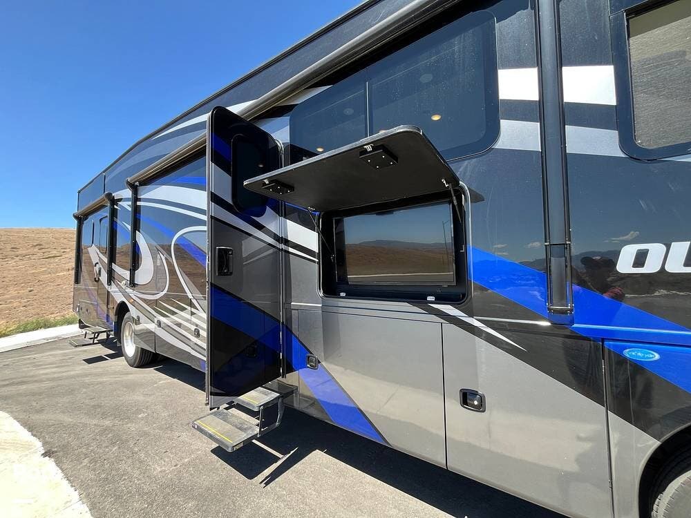 Used 2022 Thor Motor Coach Outlaw M-38KB available in Sparks, Nevada