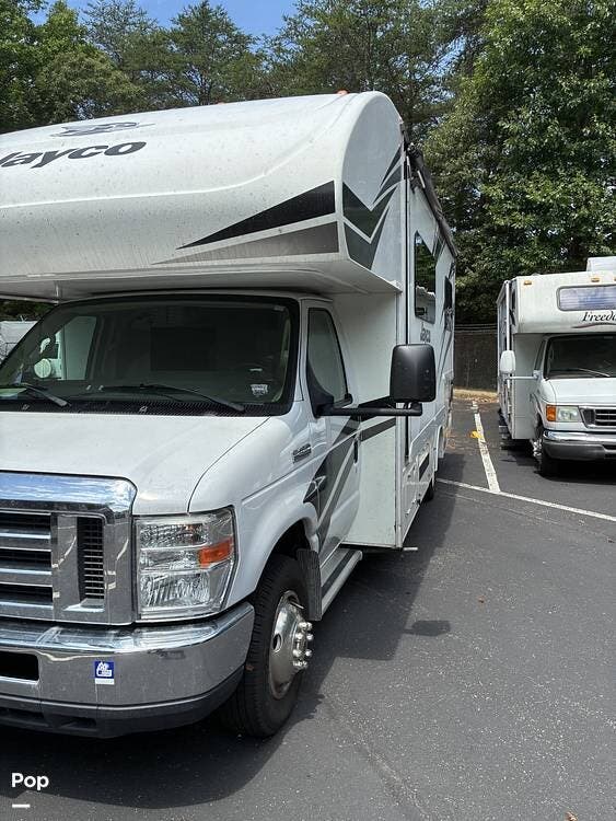 2020 Jayco Redhawk 24B - Used Class C For Sale by Pop RVs in Annapolis, Maryland features Slideout