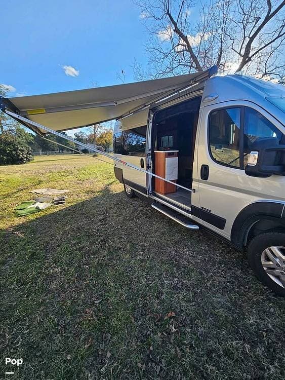 2023 Roadtrek Roadtrek Play - Used Class B For Sale by Pop RVs in Bowling Green, Indiana