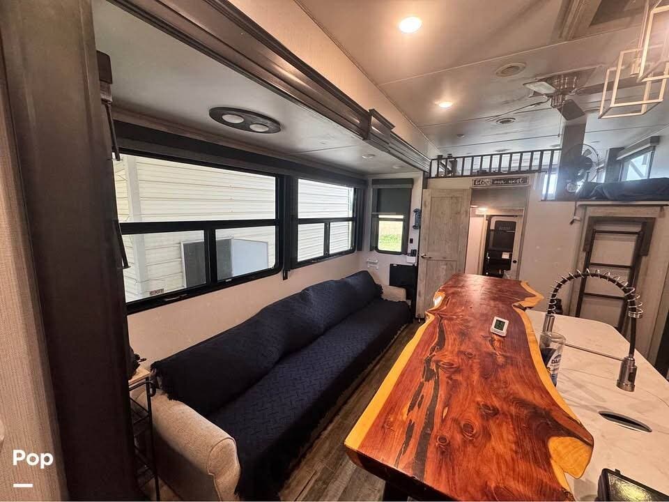 2022 Avalanche 390DS by Keystone from Pop RVs in Brashear, Texas