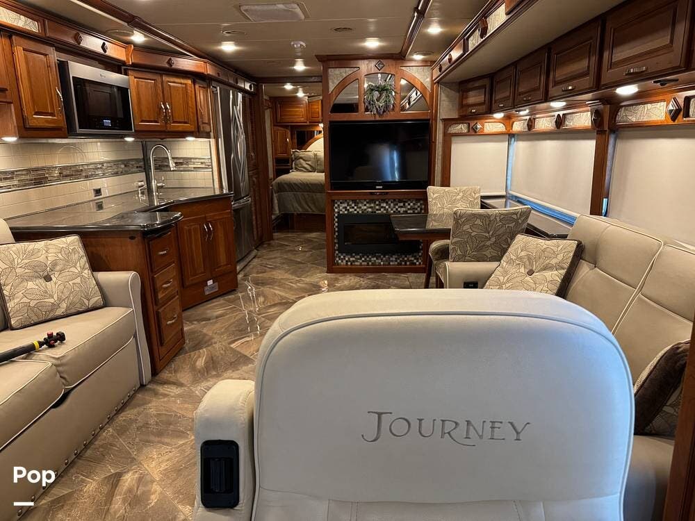2017 Winnebago Journey 36M - Used Diesel Pusher For Sale by Pop RVs in Wildomar, California features Slideout, Air Conditioning, Leveling Jacks, Generator, Awning